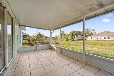 Villa ou maison à vendre à Kissimmee, Floride: 3 chambres, 109.07 m2 № 1544611 - photo 18