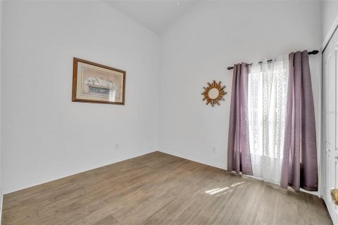 House in Davenport, Florida 4 bedrooms, 156.17 sq.m. № 2099780 - photo 17
