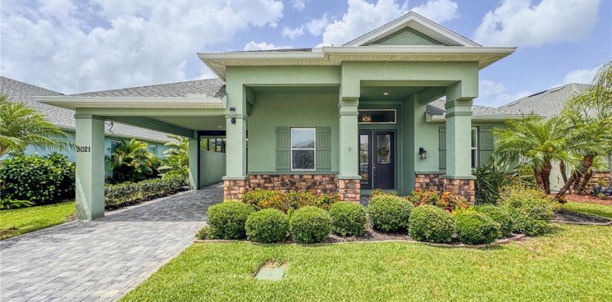 House in New Smyrna Beach, Florida 3 bedrooms, 224.92 sq.m. № 1776779
