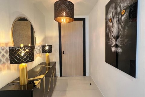 Condominio en alquiler en Fort Lauderdale, Florida, 2 dormitorios № 2052421 - foto 13