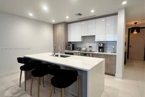 Condominio en alquiler en Fort Lauderdale, Florida, 2 dormitorios № 2052421 - foto 4