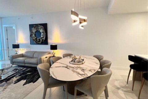 Condominio en alquiler en Fort Lauderdale, Florida, 2 dormitorios № 2052421 - foto 5