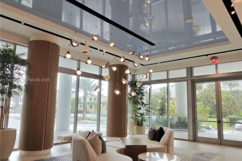 Condominio en alquiler en Fort Lauderdale, Florida, 2 dormitorios № 2052421 - foto 23