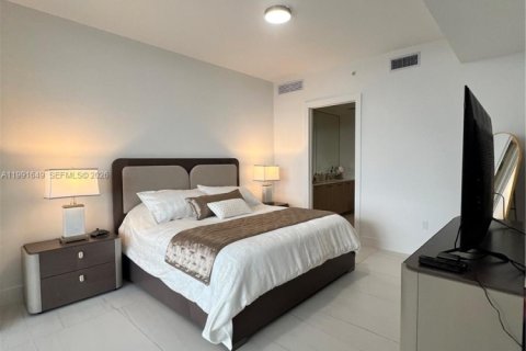 Condominio en alquiler en Fort Lauderdale, Florida, 2 dormitorios № 2052421 - foto 6