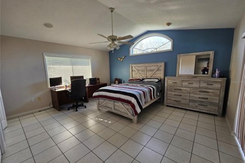House in Holiday, Florida 4 bedrooms, 265.79 sq.m. № 1798103 - photo 27