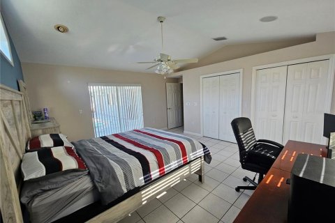 House in Holiday, Florida 4 bedrooms, 265.79 sq.m. № 1798103 - photo 26