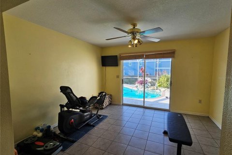House in Holiday, Florida 4 bedrooms, 265.79 sq.m. № 1798103 - photo 22