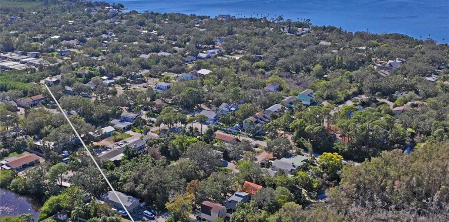 Terreno en Palm Harbor, Florida № 1768131