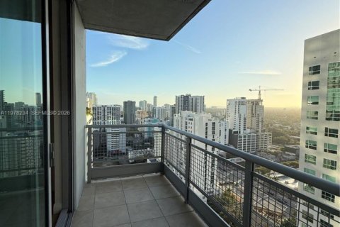 Condo in Miami, Florida, 1 bedroom  № 2042054 - photo 9