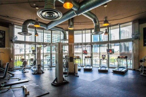 Condo in Miami, Florida, 1 bedroom  № 2042054 - photo 18