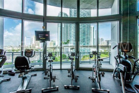 Condo in Miami, Florida, 1 bedroom  № 2042054 - photo 19