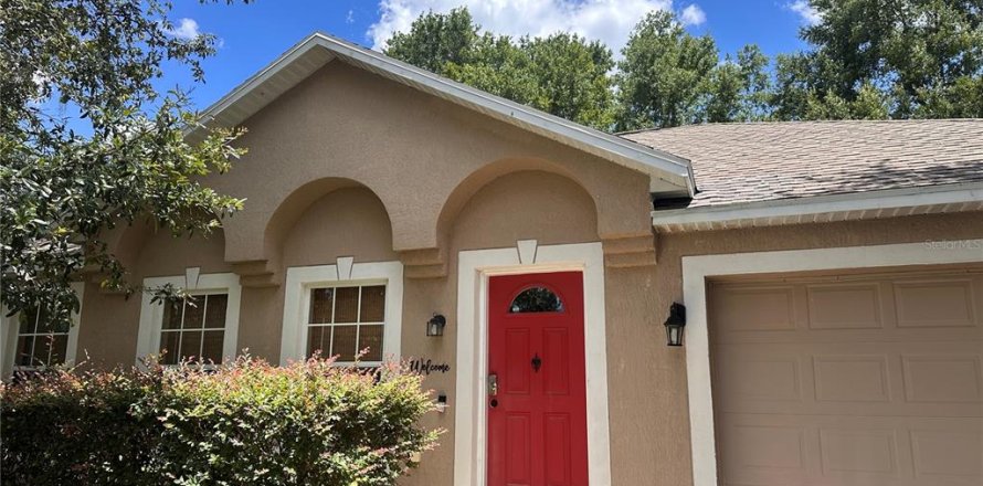 Villa ou maison à Ocala, Floride 4 chambres, 193.98 m2 № 1789352