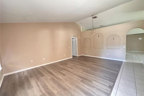 Casa en alquiler en Ocala, Florida, 4 dormitorios, 193.98 m2 № 1789352 - foto 14