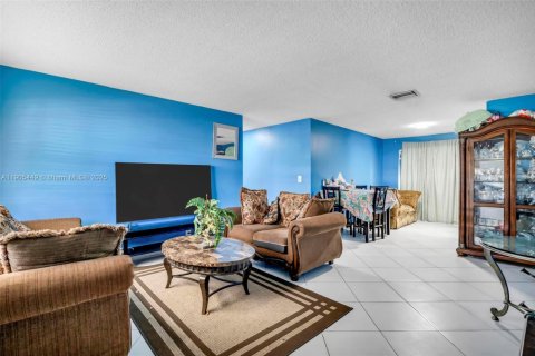 Купить виллу или дом в Бойнтон-Бич, Флорида 2 спальни, 122.35м2, № 1956187 - фото 4