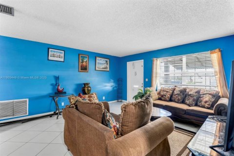 Купить виллу или дом в Бойнтон-Бич, Флорида 2 спальни, 122.35м2, № 1956187 - фото 3