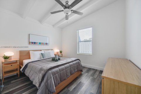 Снять в аренду виллу или дом в Форт-Лодердейл, Флорида 3 спальни, 127.09м2, № 1999939 - фото 18