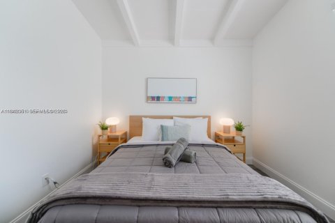 Снять в аренду виллу или дом в Форт-Лодердейл, Флорида 3 спальни, 127.09м2, № 1999939 - фото 20