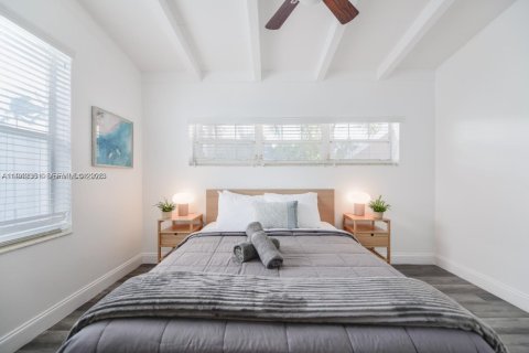 Снять в аренду виллу или дом в Форт-Лодердейл, Флорида 3 спальни, 127.09м2, № 1999939 - фото 19