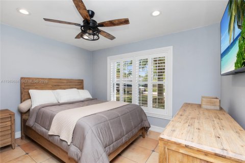 Casa en venta en Cutler Bay, Florida, 3 dormitorios, 163.88 m2 № 2063029 - foto 28