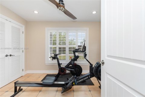 Casa en venta en Cutler Bay, Florida, 3 dormitorios, 163.88 m2 № 2063029 - foto 25