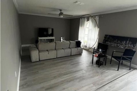 House in Kissimmee, Florida 4 bedrooms, 264.4 sq.m. № 1532727 - photo 6