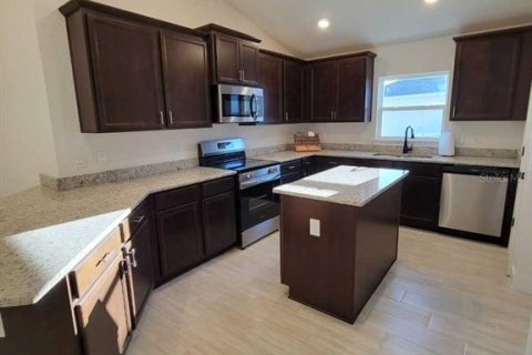 Villa ou maison à vendre à Ocala, Floride: 4 chambres, 204.38 m2 № 2418722 - photo 6