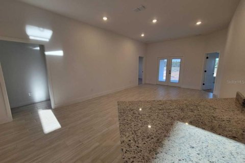 Villa ou maison à vendre à Ocala, Floride: 4 chambres, 204.38 m2 № 2418722 - photo 4
