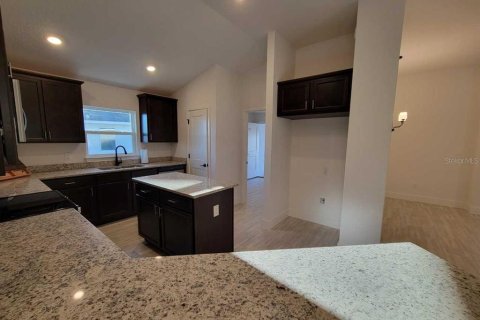 Villa ou maison à vendre à Ocala, Floride: 4 chambres, 204.38 m2 № 2418722 - photo 7