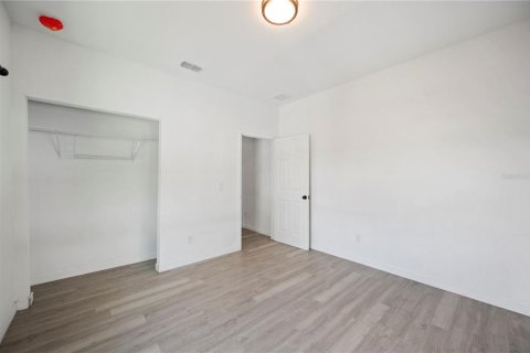 House in Lakeland, Florida 4 bedrooms, 111.3 sq.m. № 1879114 - photo 8