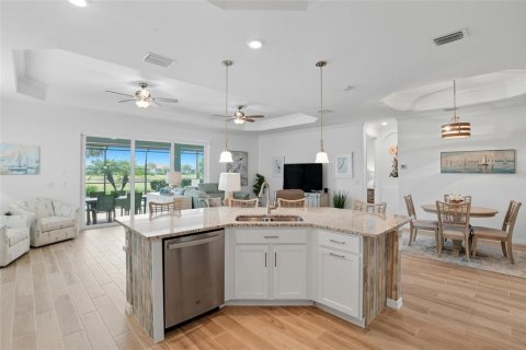 Villa ou maison à vendre à Punta Gorda, Floride: 2 chambres, 180.97 m2 № 1912210 - photo 5