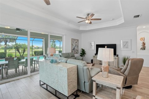 Villa ou maison à vendre à Punta Gorda, Floride: 2 chambres, 180.97 m2 № 1912210 - photo 12