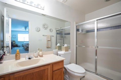 Condo in Longwood, Florida, 2 bedrooms  № 2231740 - photo 9
