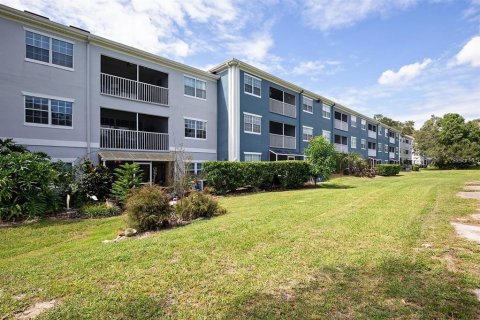 Condo in Longwood, Florida, 2 bedrooms  № 2231740 - photo 15