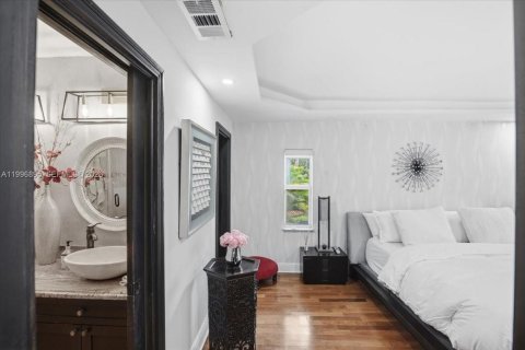Casa en venta en Miami, Florida, 3 dormitorios, 167.6 m2 № 2065377 - foto 26