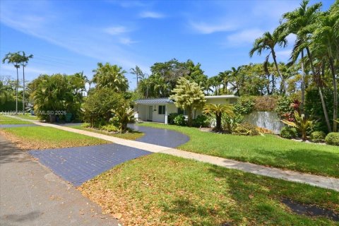Casa en venta en Miami, Florida, 3 dormitorios, 167.6 m2 № 2065377 - foto 30