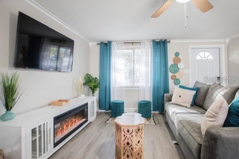 Casa en alquiler en Sarasota, Florida, 3 dormitorios, 84.73 m2 № 1810960 - foto 2
