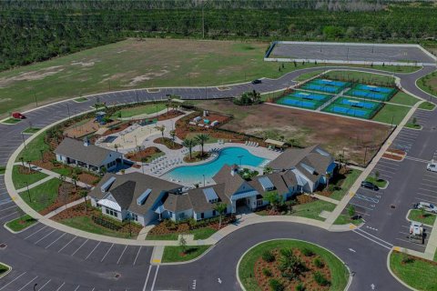 Casa en venta en Palm Coast, Florida, 4 dormitorios, 214.88 m2 № 2104746 - foto 2