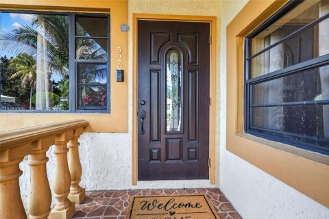 Casa en venta en Miami, Florida, 4 dormitorios, 159.23 m2 № 2007746 - foto 6