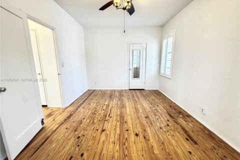 Condominio en alquiler en Miami Beach, Florida, 1 dormitorio, 66.89 m2 № 2010480 - foto 12