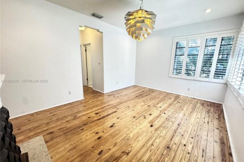 Condominio en alquiler en Miami Beach, Florida, 1 dormitorio, 66.89 m2 № 2010480 - foto 3