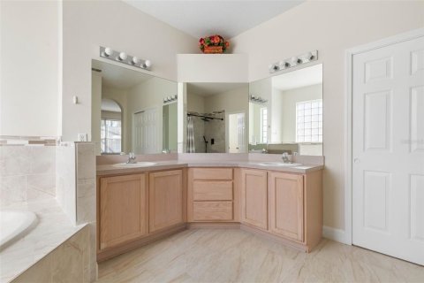 House in Palm Coast, Florida 6 bedrooms, 367.61 sq.m. № 2213511 - photo 28