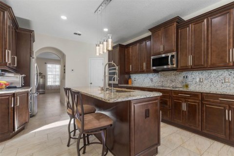 House in Palm Coast, Florida 6 bedrooms, 367.61 sq.m. № 2213511 - photo 16