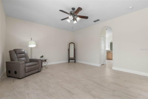 House in Palm Coast, Florida 6 bedrooms, 367.61 sq.m. № 2213511 - photo 22