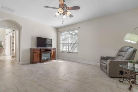 House in Palm Coast, Florida 6 bedrooms, 367.61 sq.m. № 2213511 - photo 23