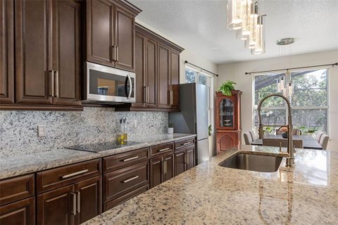 House in Palm Coast, Florida 6 bedrooms, 367.61 sq.m. № 2213511 - photo 3