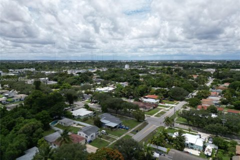 Casa en venta en Hollywood, Florida, 3 dormitorios, 161.19 m2 № 1961137 - foto 11