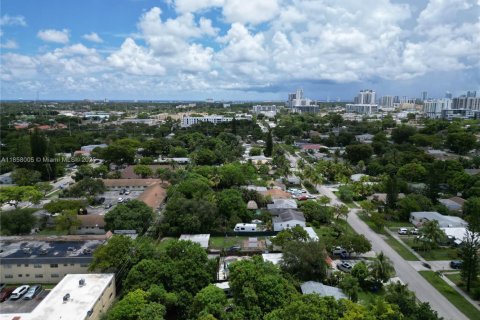 Casa en venta en Hollywood, Florida, 3 dormitorios, 161.19 m2 № 1961137 - foto 9