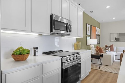 Adosado en venta en DeLand, Florida, 3 dormitorios, 154.5 m2 № 2152167 - foto 13