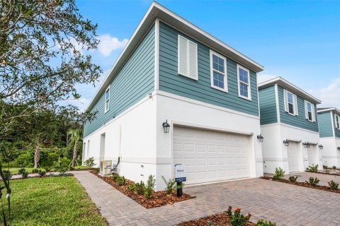 Adosado en venta en DeLand, Florida, 3 dormitorios, 154.5 m2 № 2152167 - foto 2