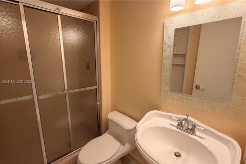 Снять в аренду кондоминиум в Майами, Флорида 1 спальня, 79.99м2, № 2067981 - фото 9